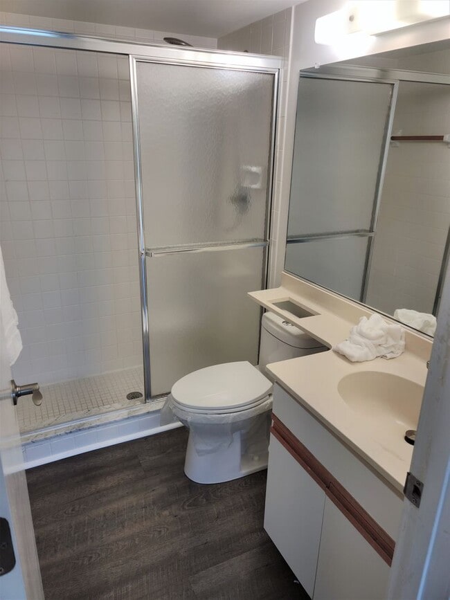 Building Photo - Bird Bay Village Annual Rental – Furnished 1st Floor Unit with Covered Parking