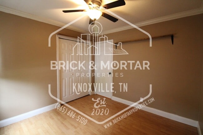 Building Photo - 1400 Mt Vista Dr