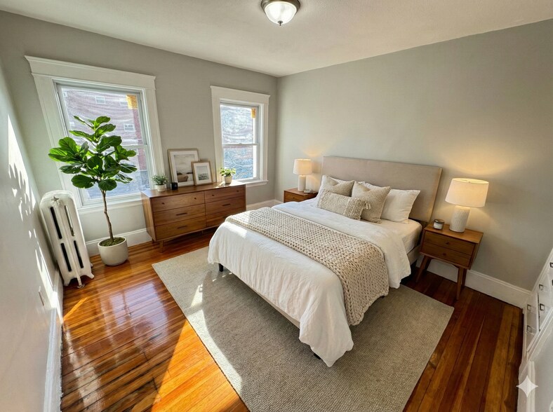 Building Photo - 1496 Commonwealth Ave