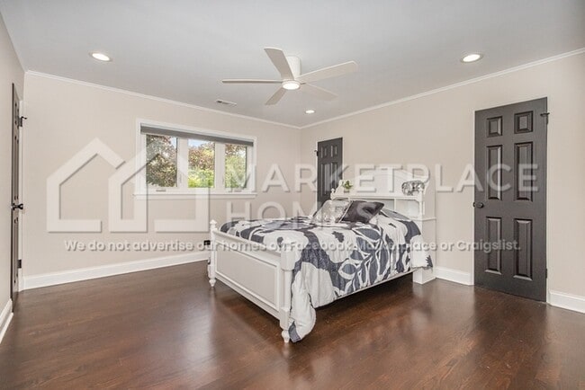 Building Photo - 13140 S 86th Ave