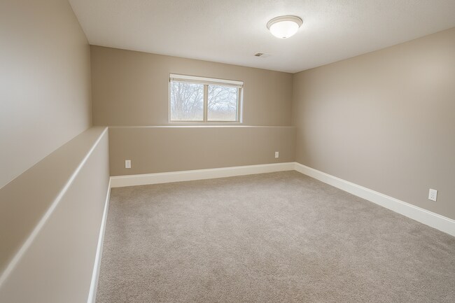 Building Photo - 7453/57 Summerside