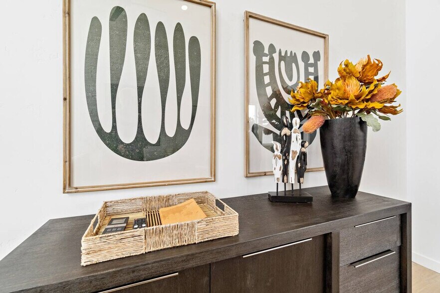 Building Photo - 1530 S Denver Ave