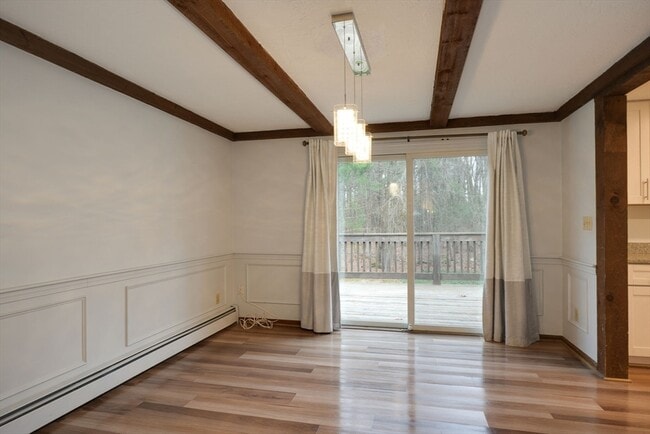 Building Photo - 52 Vega Rd