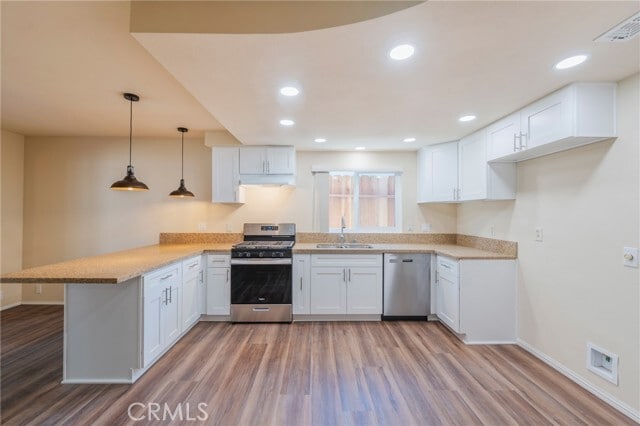 Building Photo - 1443 E Gladwick St