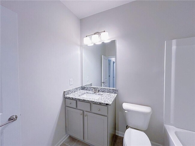 Building Photo - 2608 Mls Cmn Dr