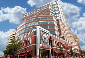 Building Photo - 110 Somerset St Unit 2109