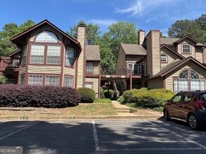 Building Photo - 320 Hawkstone Way