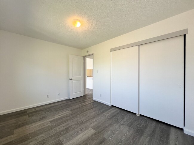 Building Photo - 2 Bedroom Napa Apartment w/ Remodeled Kitchen