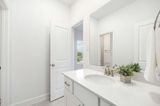 Building Photo - 1307 Beachton St