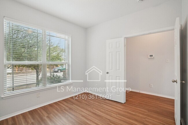 Building Photo - 6018 Upland View