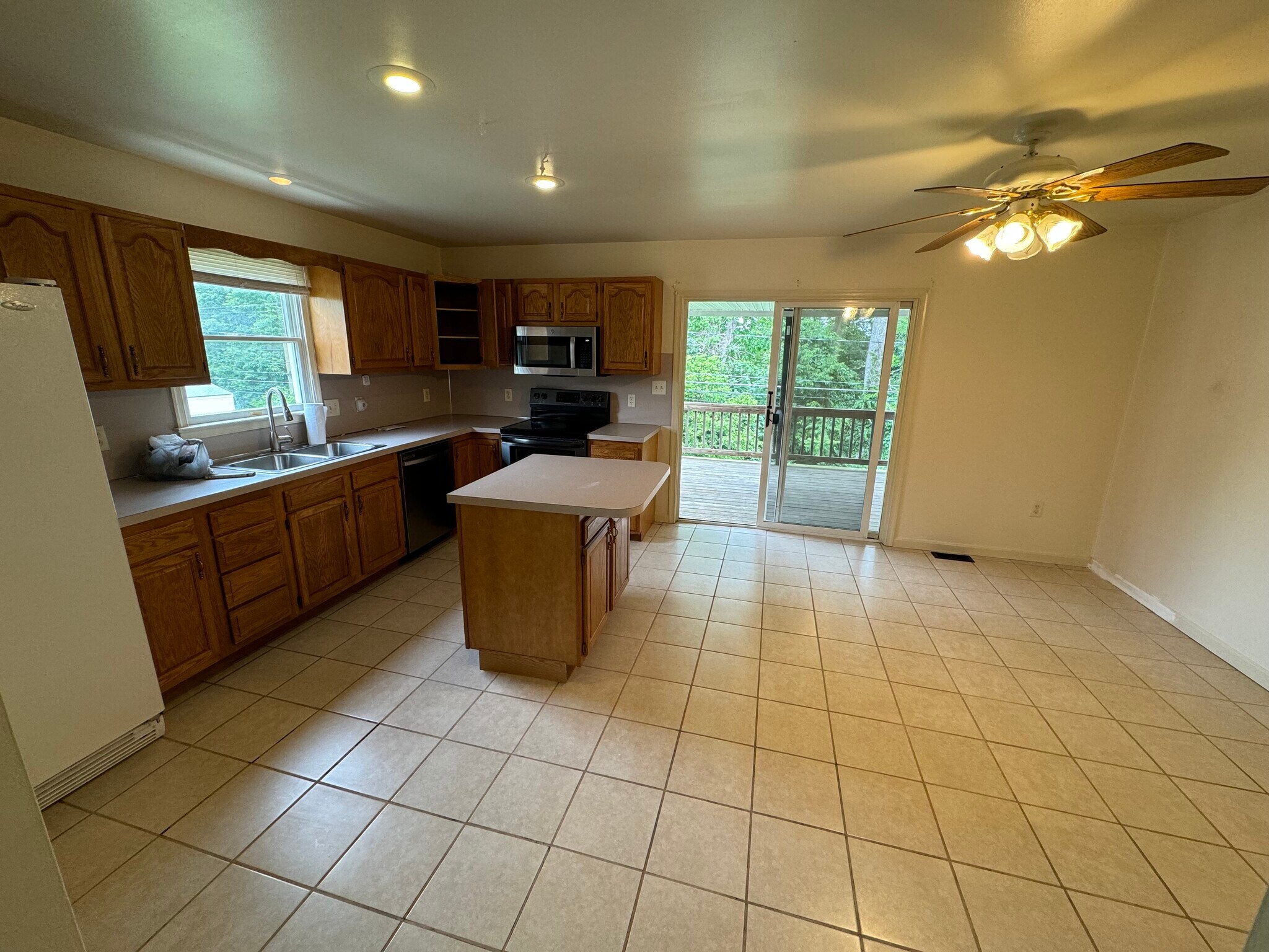 Spacious kitchen leads to deck - 45 S Colonial Dr