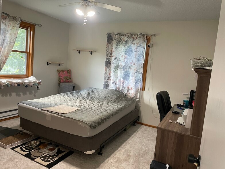 Building Photo - 13565 140th Ave