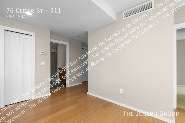 Building Photo - 76 Cedar St