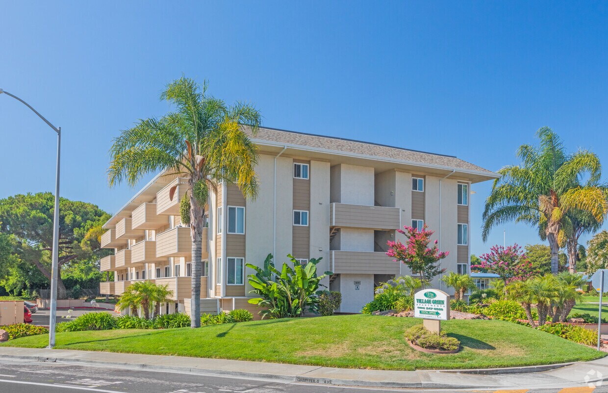 Village Green Apartments Santa Clara