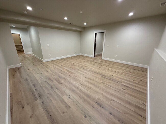 Building Photo - 45 Spain Bridge Cir Dr