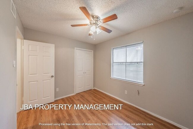 Building Photo - 1758 Farleigh Ct