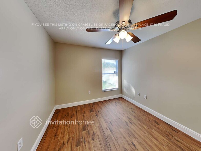 Building Photo - 1440 Baythorn Dr