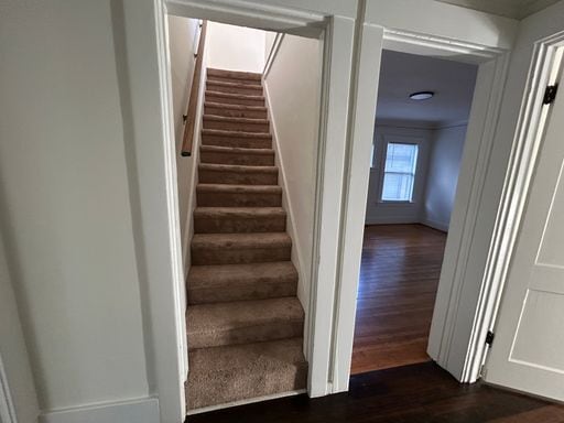 Building Photo - Charming Queen Anne Home AVAILABLE NOW