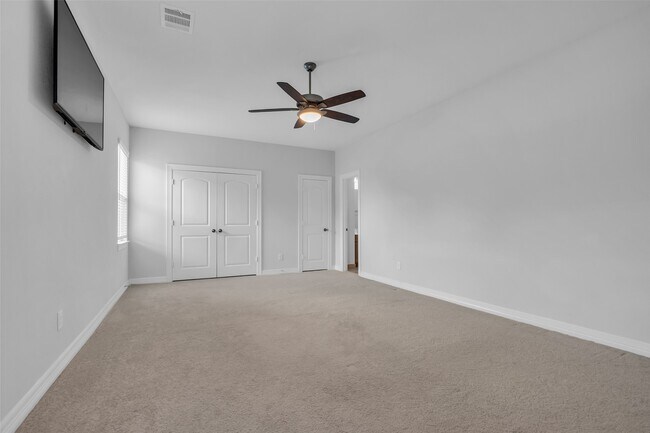 Building Photo - 2115 Jitterbug Ln