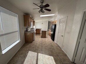 Building Photo - Manufactured Home in Desert Vista Place