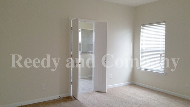 Building Photo - 4264 Blake Cir