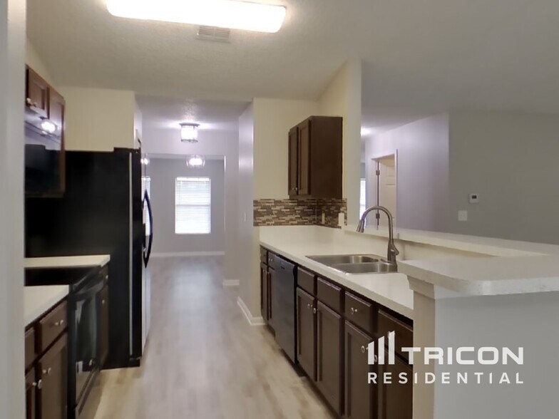 Building Photo - 2706 Taylor Hill Dr