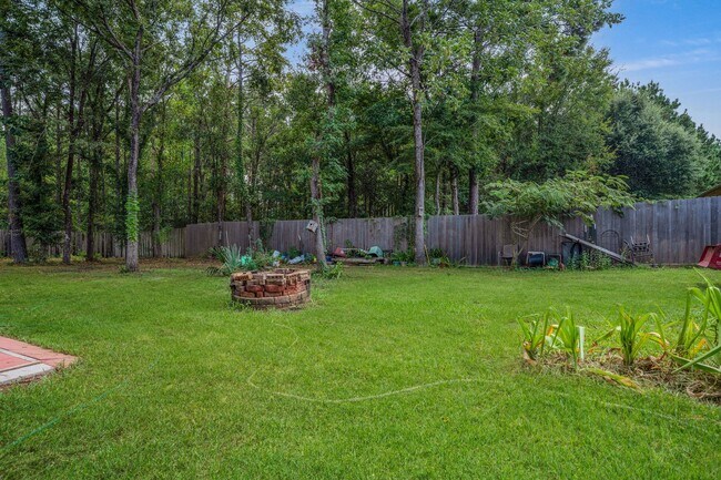 Building Photo - 1601 Katydid Ct