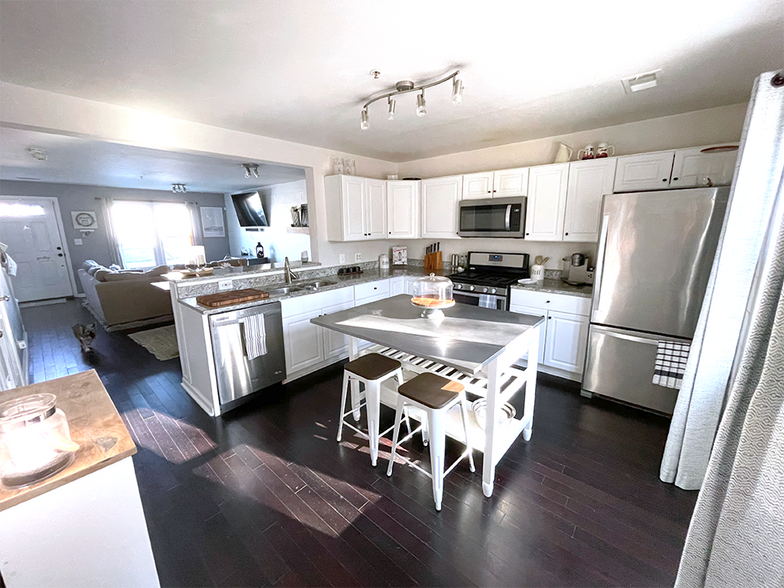 Building Photo - 2488 Skyland Pl SE