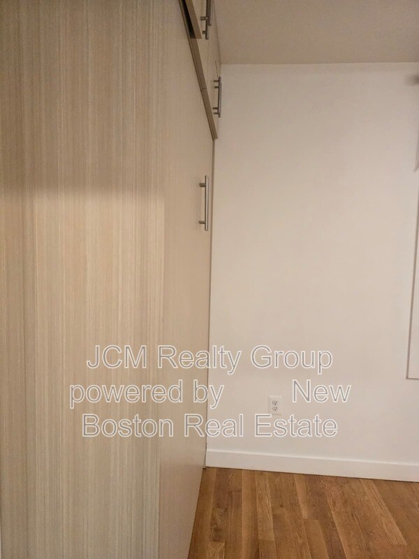 Building Photo - 21 Fifth Street