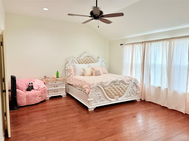 Building Photo - 11206 Mattina Dr