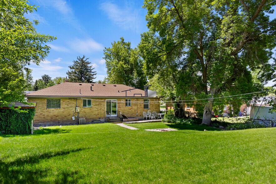 Building Photo - 1332 36th St