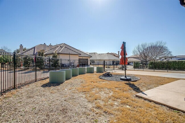 Building Photo - 8201 Choctaw Ln