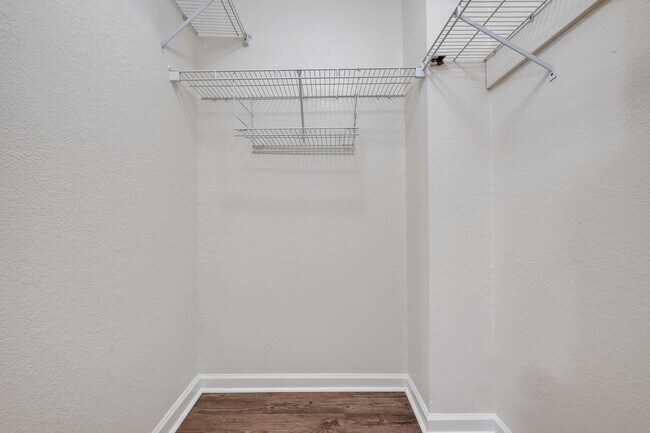 Building Photo - 4116 Silkbay Ct