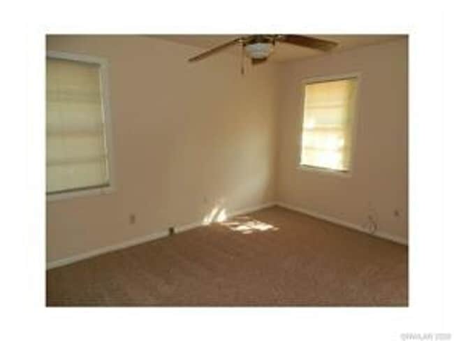 Building Photo - Cute home in Shady Grove