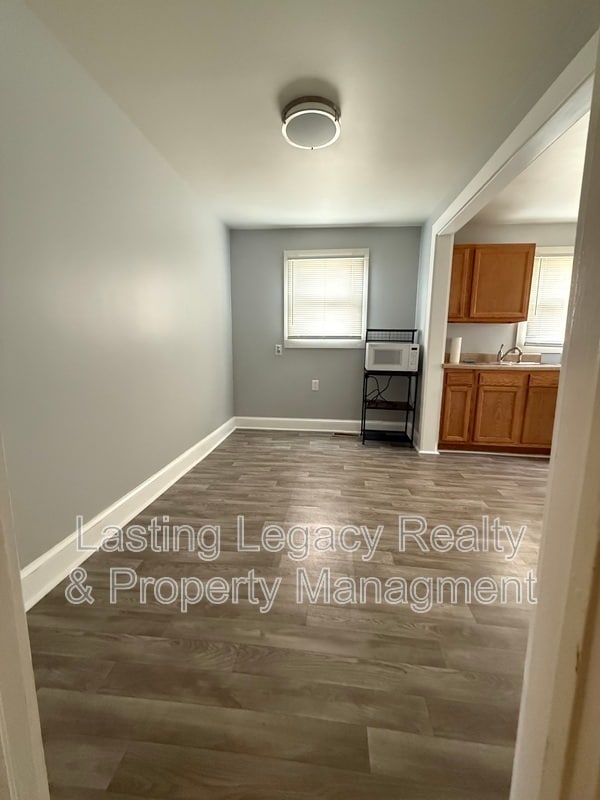 Building Photo - 4620 Miller Rd