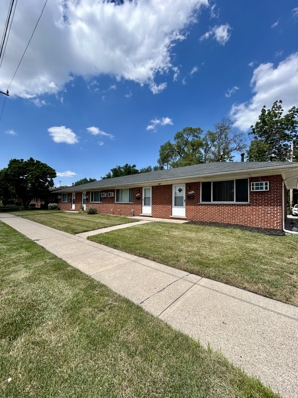 Building Photo - 1454 Goddard Rd