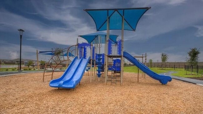 Building Photo - 204 Addison Pl