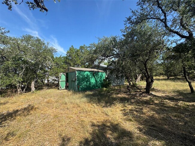Building Photo - 1045 Hidden Hills Dr