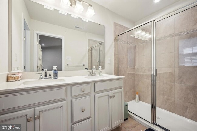 Building Photo - 8036 Milltown Cir