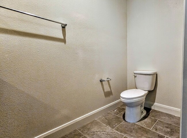 Building Photo - CIELO DR RANCHO CUCAMONGA 91739 (3 BED / 3.5 BATH)