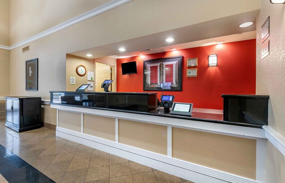 Building Photo - Furnished Studio-Orlando - Southpark - Com...