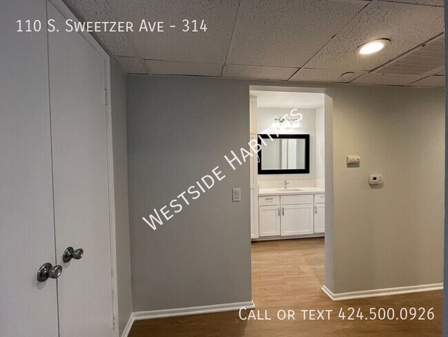 Building Photo - 110 Sweetzer Ave