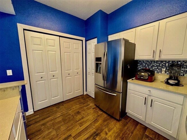 Building Photo - 5141 SW 91st Way