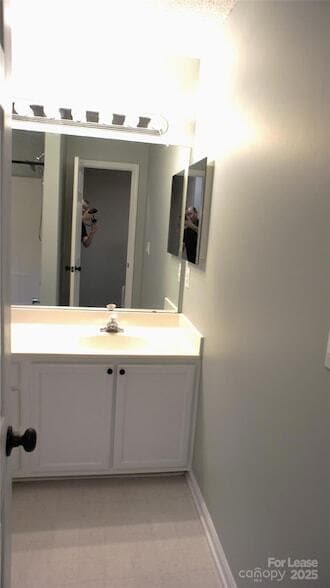 Building Photo - 10930 Kinston Ridge Pl