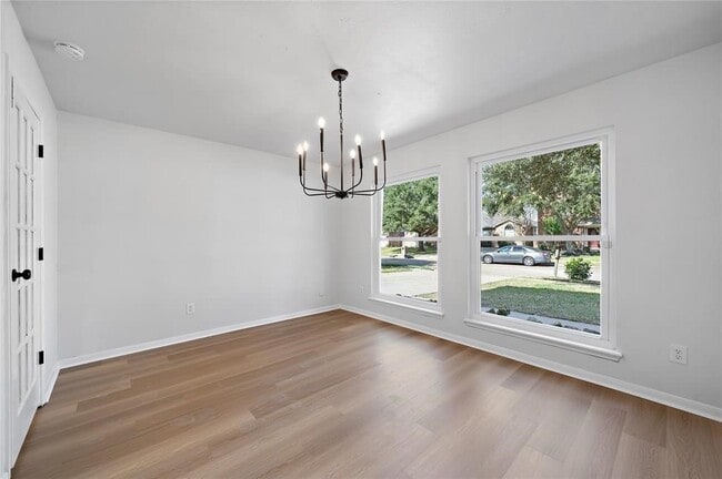 Building Photo - 22823 Tara Way Dr