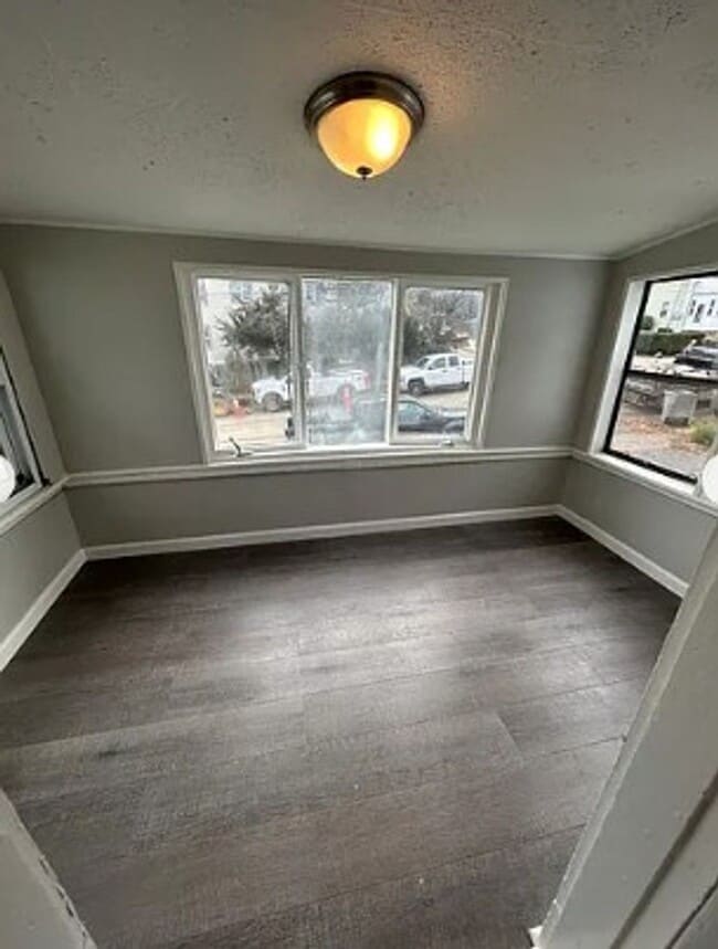 Building Photo - 182 Greene St