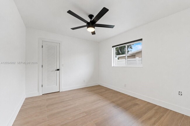 Building Photo - 8951 NW 21st St