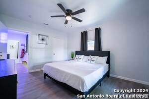 Building Photo - 555 Hansford St