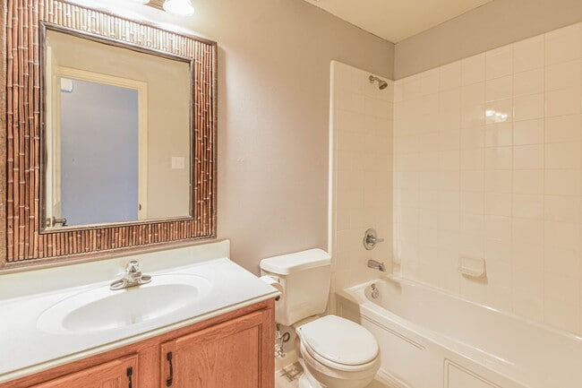 Building Photo - 8203 Nagy Hill St