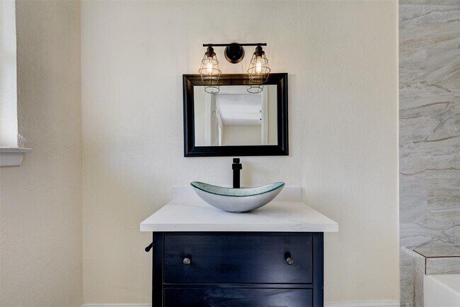 Building Photo - 3403 Linkwood Dr